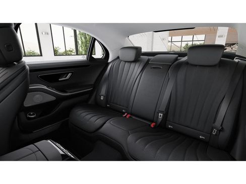 Certified 2023 Mercedes-Benz S 580 4MATIC Sedan image 5