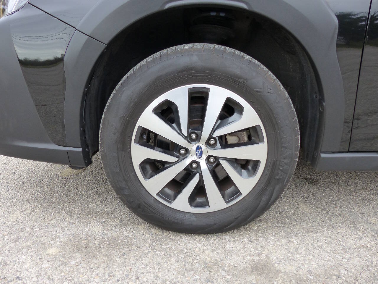 Used 2023 Subaru Outback Premium AWD/4WD image 15