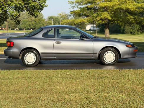 Used 1991 Toyota Celica ST FWD image 5