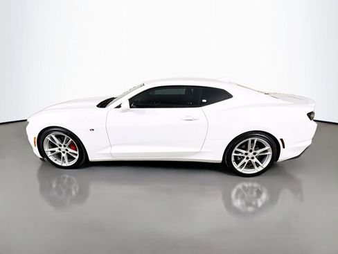 Used 2021 Chevrolet Camaro LT w/ RS Package image 4