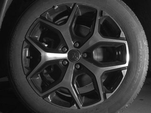 Used 2025 Jeep Compass Limited image 12