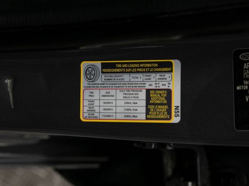 Used 2024 Hyundai Elantra SE FWD image 33
