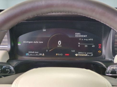 Used 2023 Lincoln Aviator Black Label w/ Dynamic Handling Package image 18