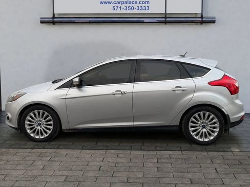 Used 2012 Ford Focus Titanium image 2