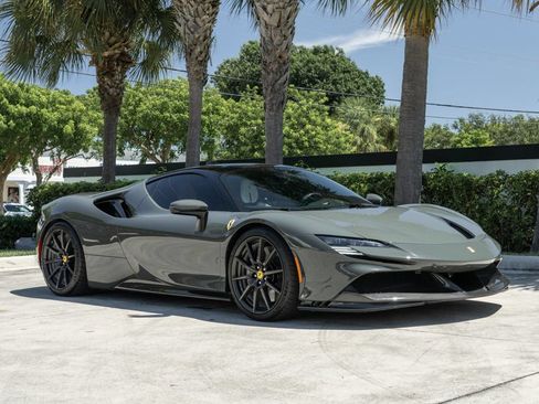 Used 2022 Ferrari SF90 Stradale AWD/4WD image 20