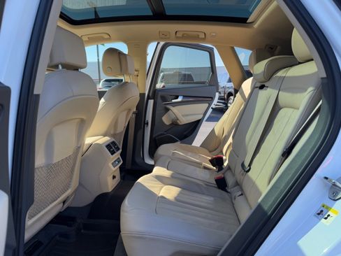 Used 2018 Audi Q5 2.0T Premium w/ Premium Plus Package image 14