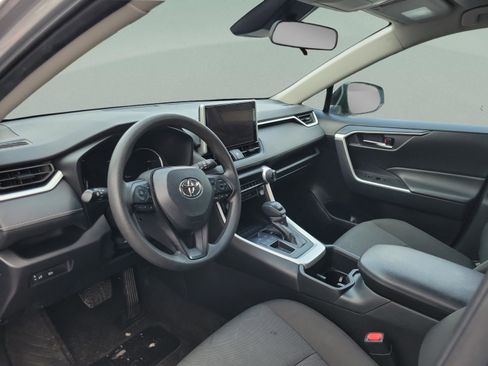 Used 2024 Toyota RAV4 XLE image 8