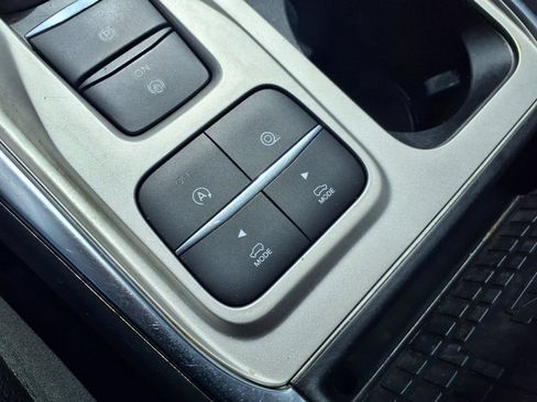 Used 2021 Ford Explorer Limited w/ Equipment Group 301A RWD image 16