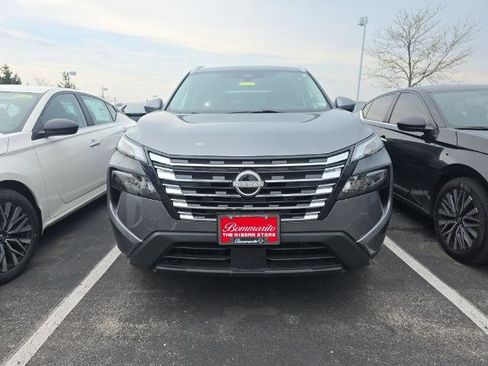 Certified 2024 Nissan Rogue SV w/ SV Premium Package image 2