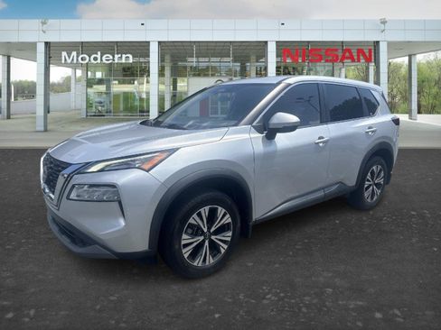 Used 2022 Nissan Rogue SV FWD image 1