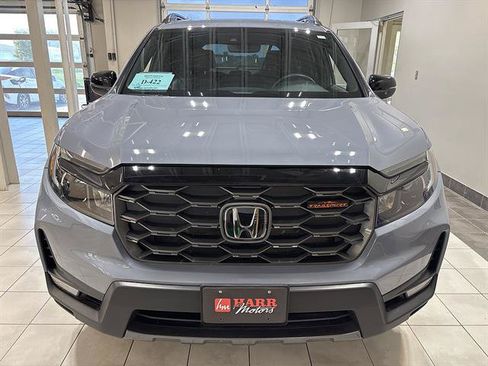 Used 2025 Honda Passport TrailSport image 6