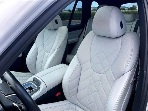 Used 2023 BMW X5 sDrive40i RWD image 24