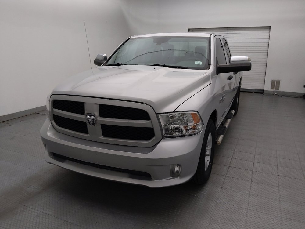 Used 2017 RAM 1500 Express RWD image 15