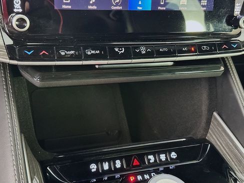 Used 2022 Jeep Wagoneer Series III image 20