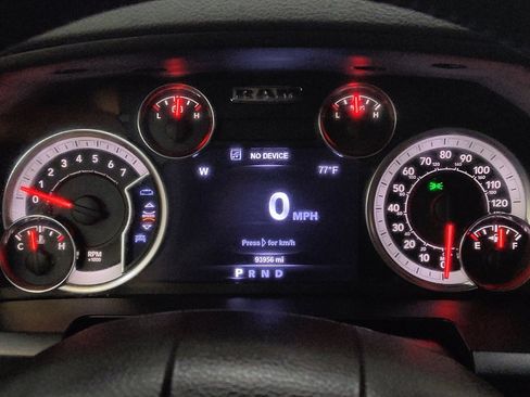 Used 2017 RAM 1500 Big Horn AWD/4WD image 23