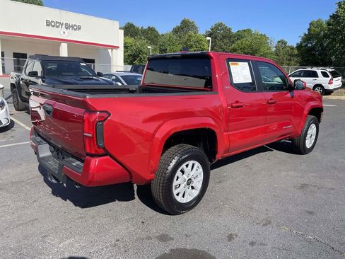 Used 2024 Toyota Tacoma SR5 RWD image 9