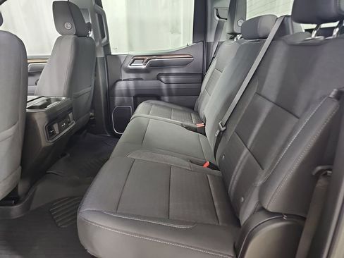 Used 2023 Chevrolet Silverado 1500 RST AWD/4WD image 17