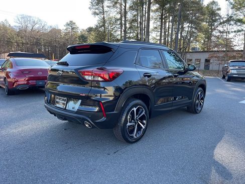Used 2023 Chevrolet TrailBlazer RS w/ Sun and Liftgate Package image 5
