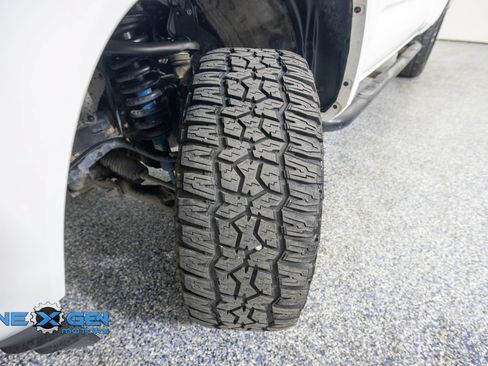 Used 2019 Toyota Tacoma TRD Sport AWD/4WD image 52