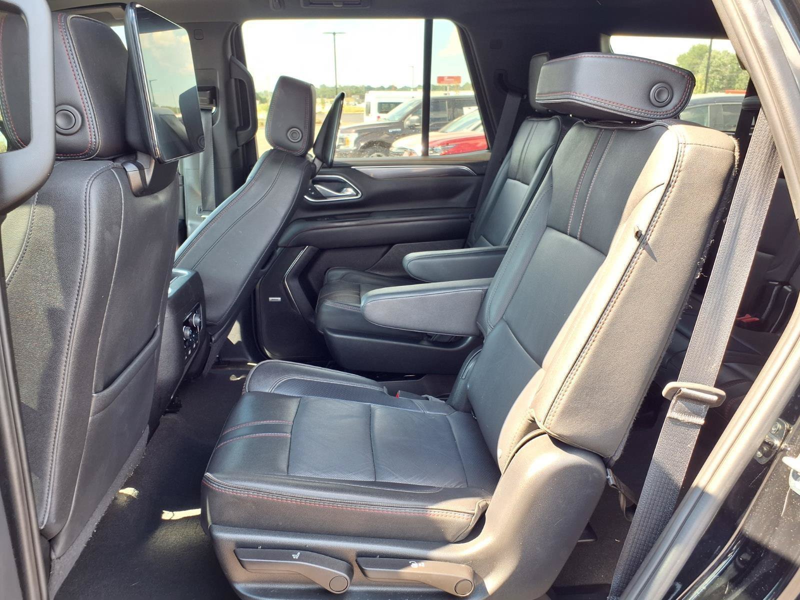 Used 2024 Chevrolet Tahoe RST w/ Luxury Package AWD/4WD image 21