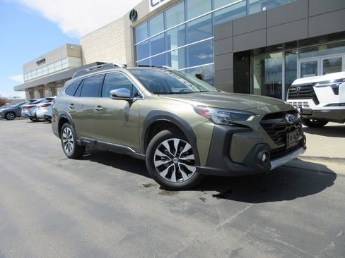 Used 2023 Subaru Outback Touring XT w/ Tech Package 2 AWD/4WD image 14