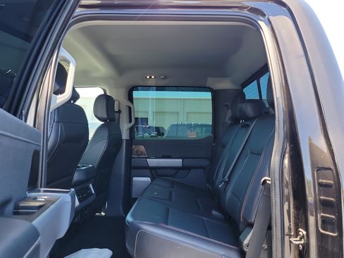 Used 2024 Ford F250 Lariat w/ Lariat Ultimate Package AWD/4WD image 11