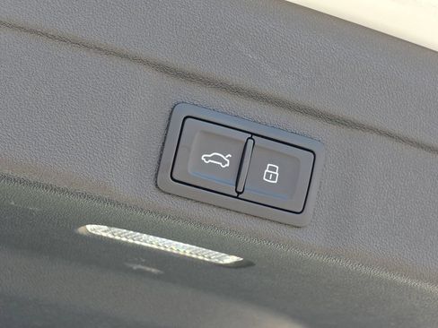 Used 2025 Audi A5 2.0T Prestige AWD/4WD image 42