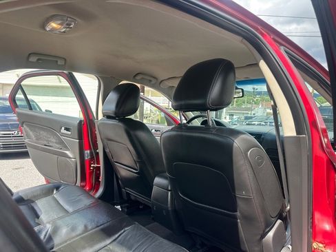 Used 2009 Ford Fusion SEL image 26