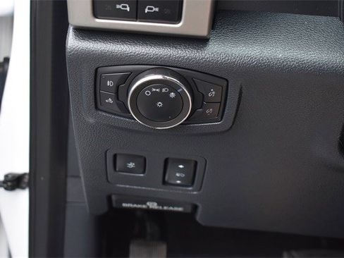 Used 2022 Ford F250 Lariat w/ Lariat Ultimate Package image 16