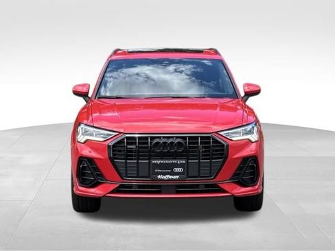 Certified 2025 Audi Q3 2.0T Premium w/ Convenience Package AWD/4WD image 2