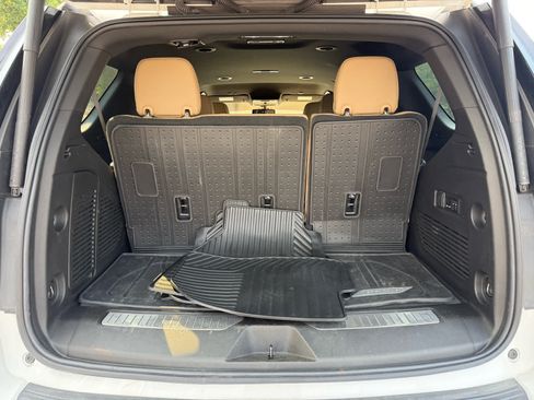 Used 2022 Chevrolet Tahoe Premier AWD/4WD image 29