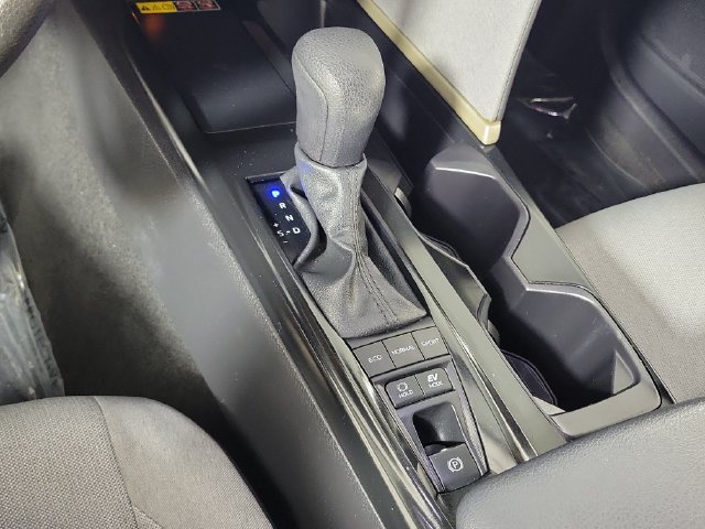 Used 2025 Toyota Camry Hybrid FWD image 30