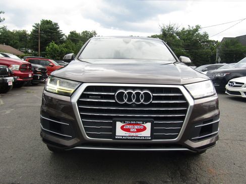 Used 2017 Audi Q7 3.0T Premium Plus w/ Premium Plus Package image 2