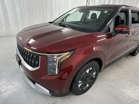 New 2026 Kia Carnival LXS image 7