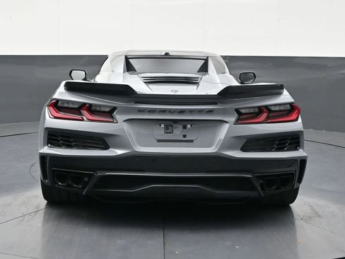 Used 2025 Chevrolet Corvette E-Ray w/ Stealth Interior Trim Package image 4