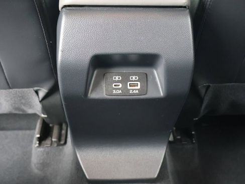 Used 2024 Subaru Crosstrek 2.0i Premium image 25