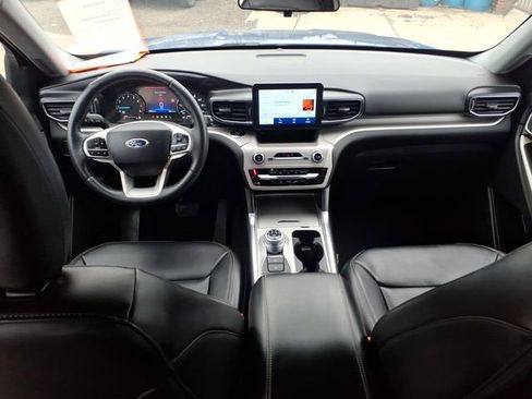 Certified 2023 Ford Explorer XLT w/ Equipment Group 202A image 15