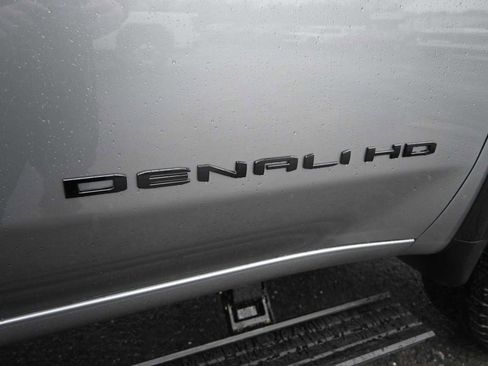 New 2026 GMC Sierra 2500 Denali w/ Denali Reserve Package image 25