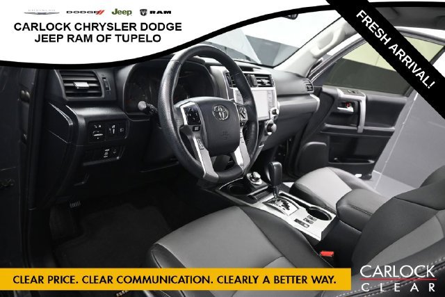 Used 2024 Toyota 4Runner SR5 Premium w/ Moonroof Package AWD/4WD image 13