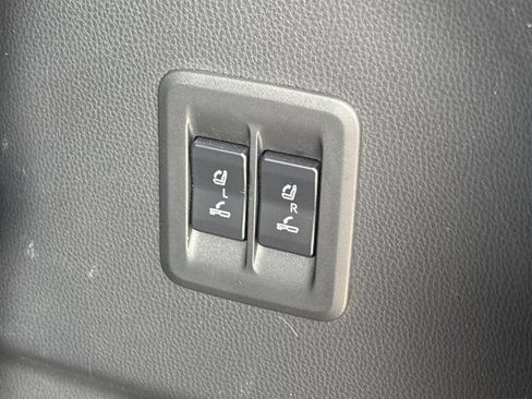 Used 2024 Lexus GX 550 w/ Accessory Package (Z1) AWD/4WD image 8