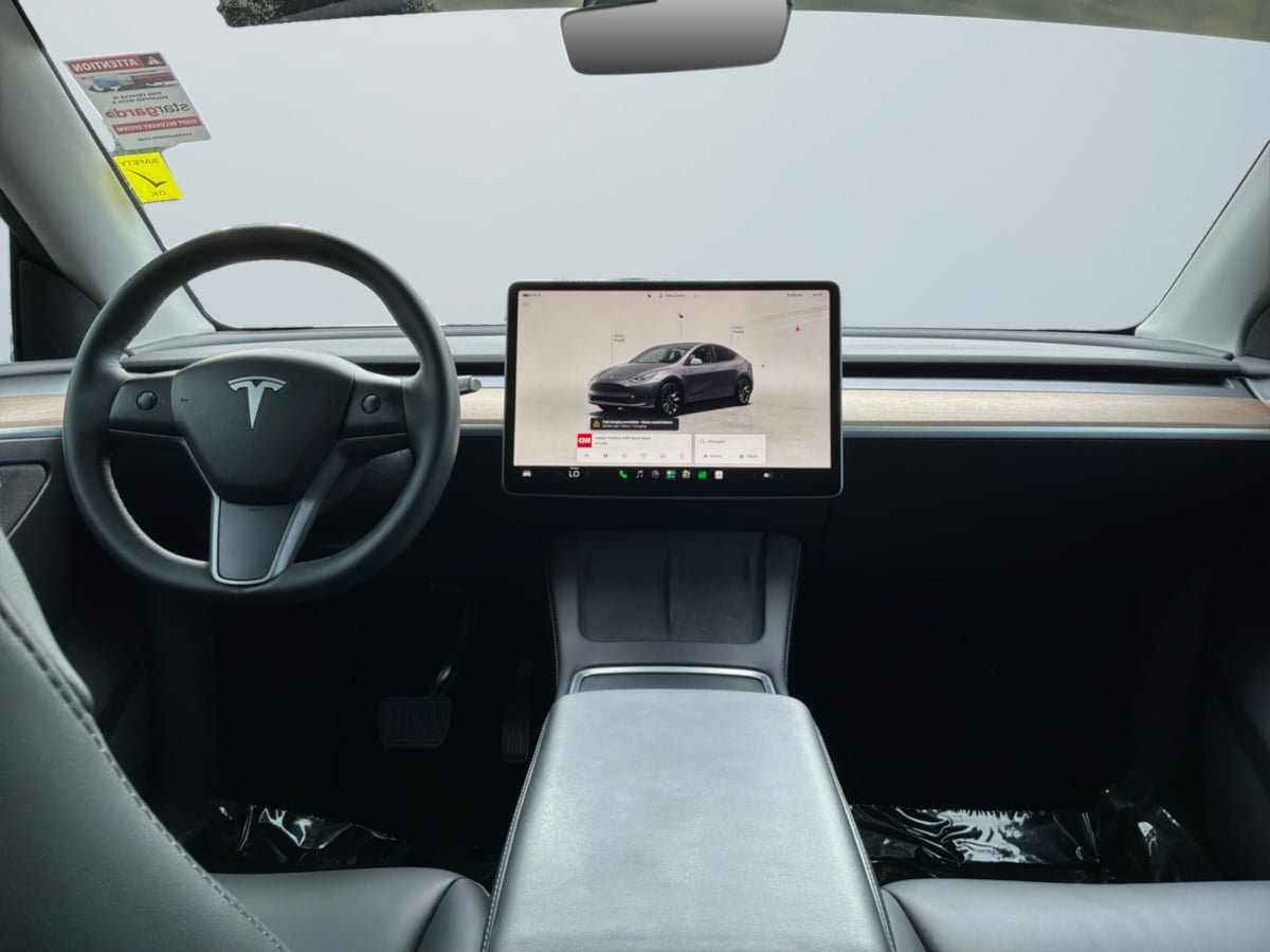 Used 2022 Tesla Model Y Long Range AWD/4WD image 10