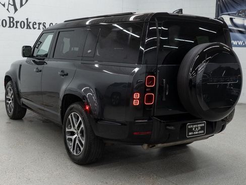 Used 2023 Land Rover Defender 130 X-Dynamic SE AWD/4WD image 6