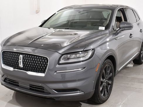 Used 2023 Lincoln Nautilus Reserve w/ Equipment Group 201A AWD/4WD image 2
