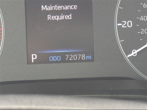 Used 2023 Toyota Corolla LE image 32