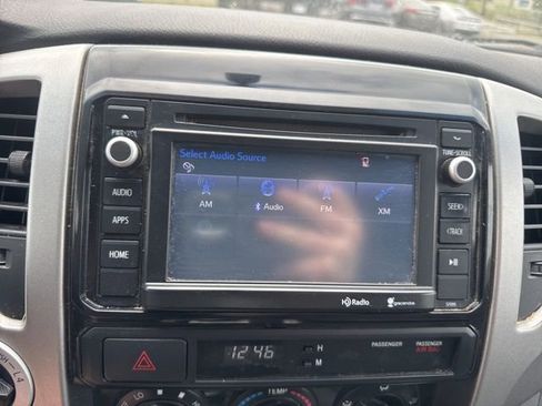 Used 2014 Toyota Tacoma 4x4 Access Cab V6 w/ TRD Off-Road Package image 16