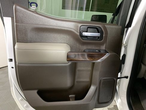 Used 2019 GMC Sierra 1500 SLT image 29