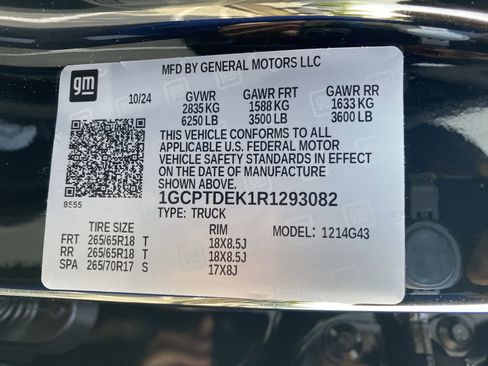 Used 2024 Chevrolet Colorado Z71 w/ Z71 Convenience Package 2 image 38