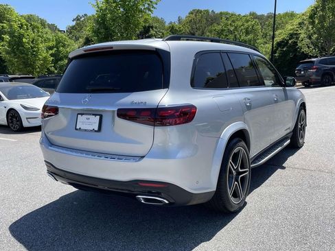 Used 2024 Mercedes-Benz GLS 450 4MATIC image 5