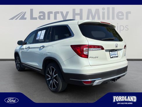Used 2019 Honda Pilot Elite image 3