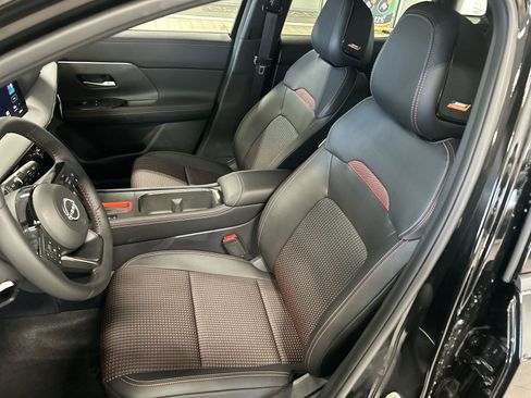 New 2026 Nissan Kicks SR w/ SR Premium Package image 24